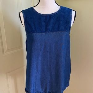 UNPUBLISHED Dark chambray sleeveless top with textured detail size M